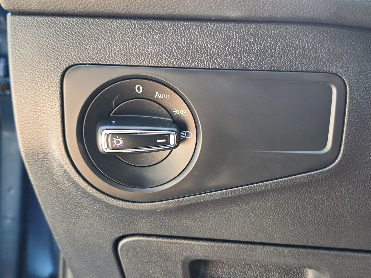 2018 Volkswagen Tiguan SE photo 47
