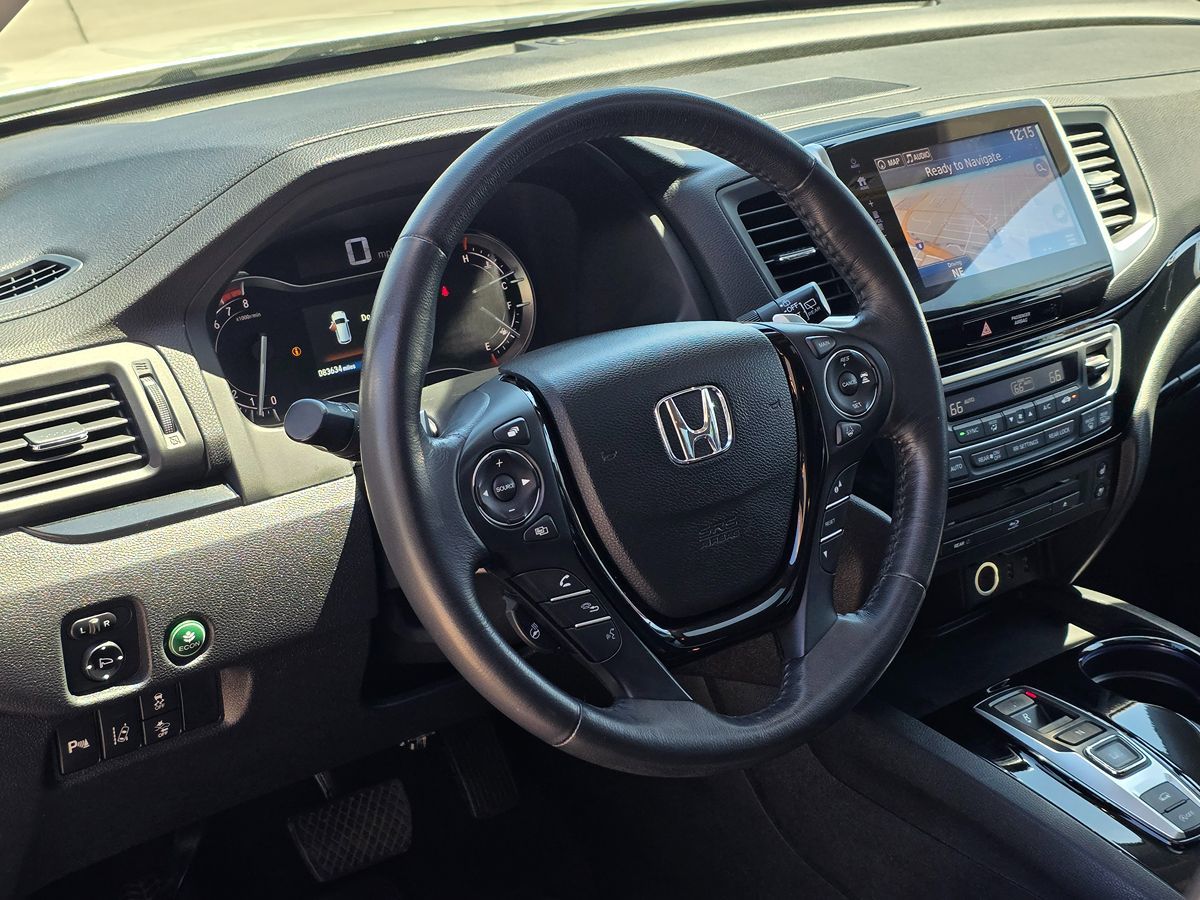 2017 Honda Pilot Elite photo 25