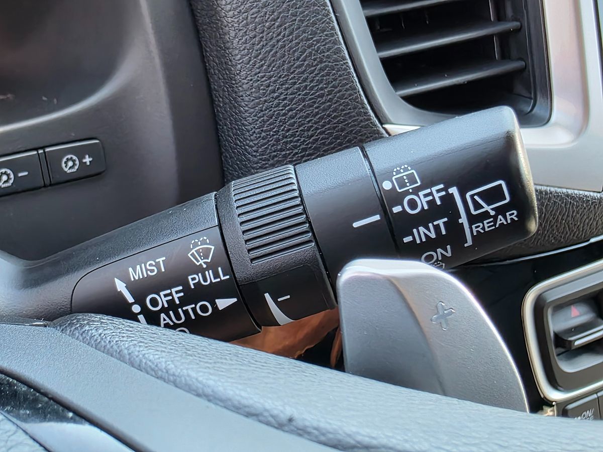 2017 Honda Pilot Elite photo 52