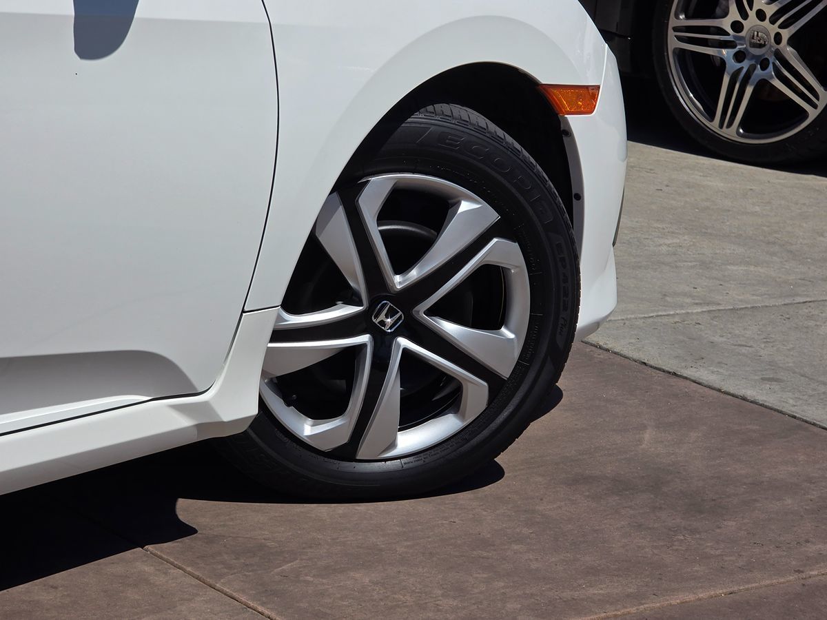 2016 Honda Civic LX photo 15