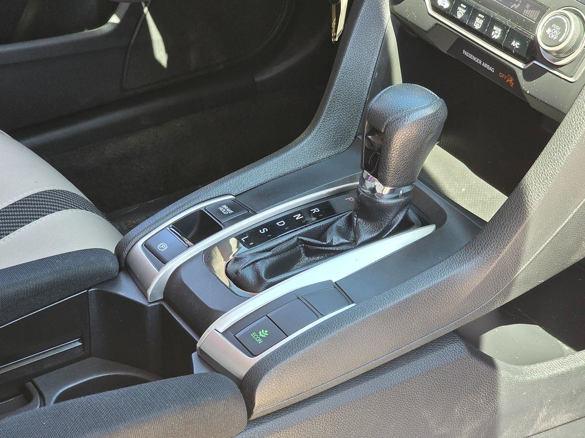 2016 Honda Civic LX photo 18