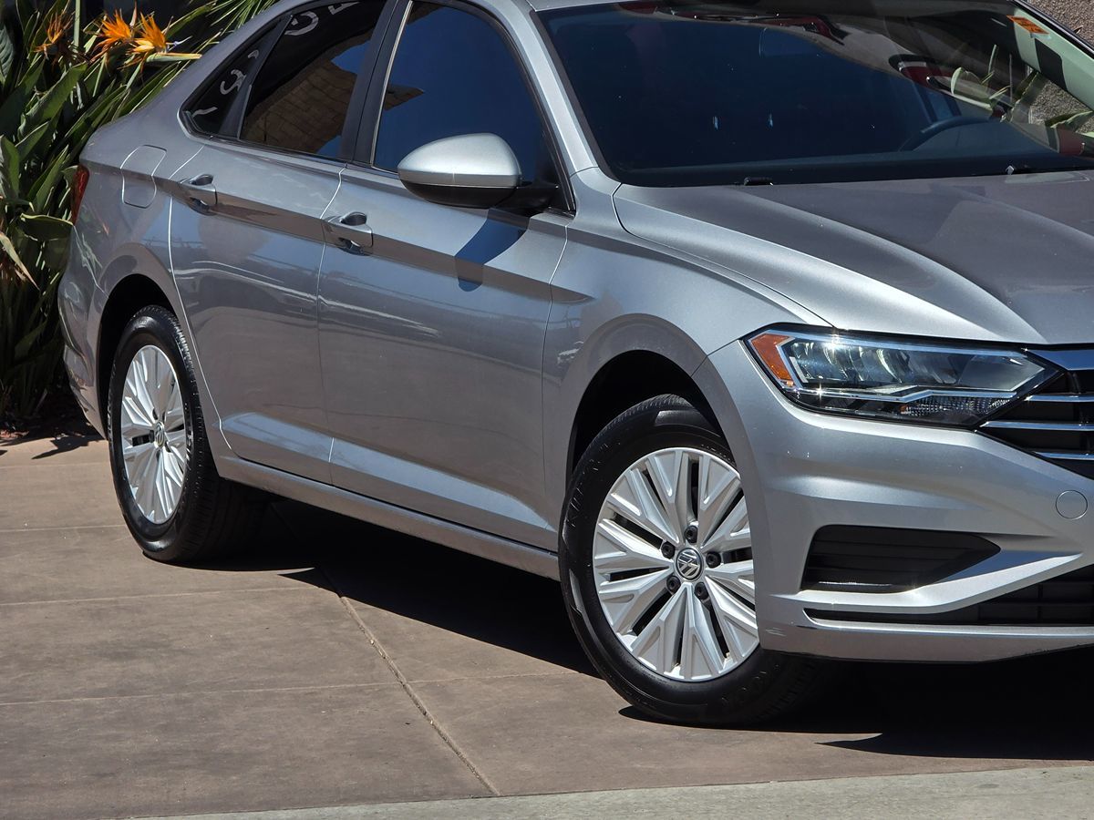 2019 Volkswagen Jetta S photo 3