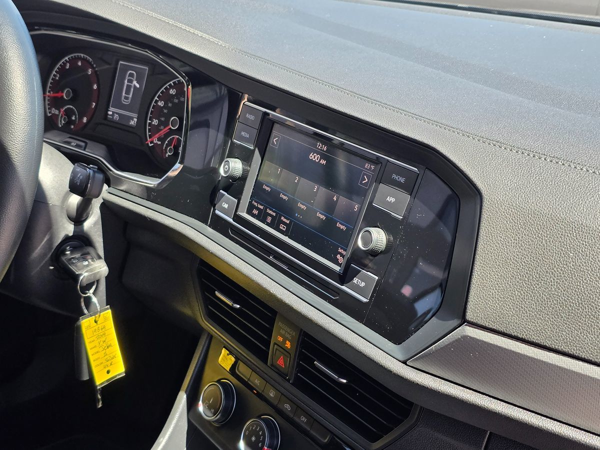 2019 Volkswagen Jetta S photo 19