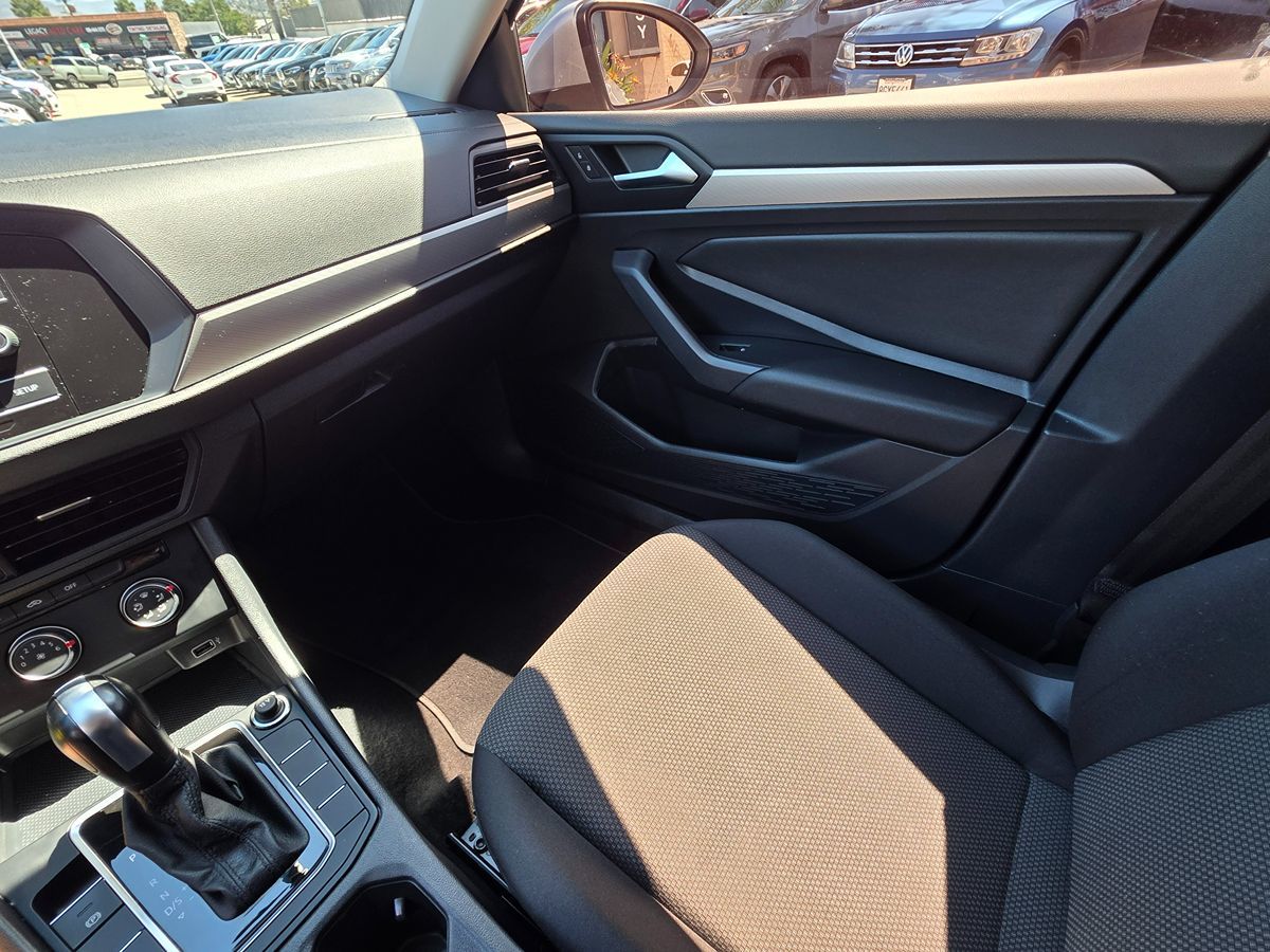2019 Volkswagen Jetta S photo 41