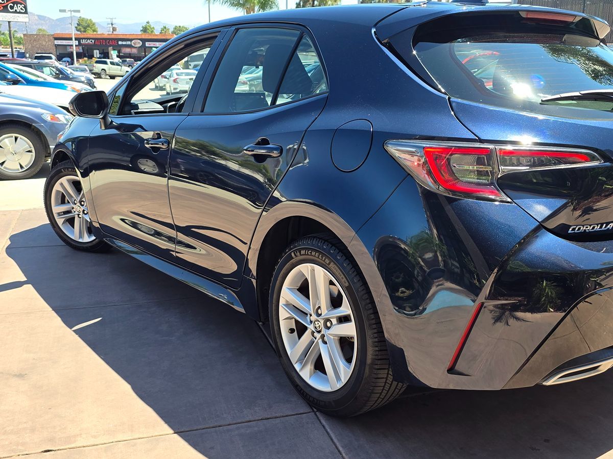 2019 Toyota Corolla SE photo 9