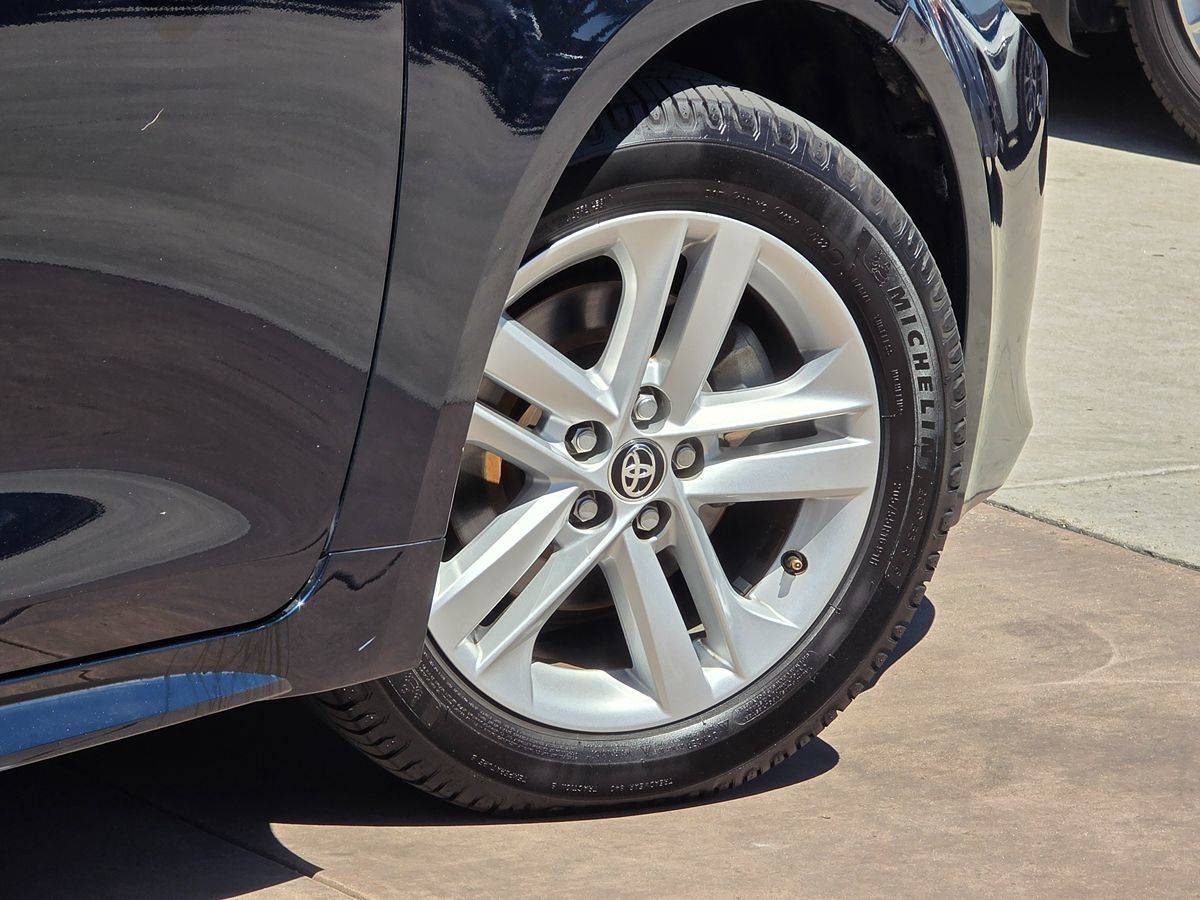 2019 Toyota Corolla SE photo 13