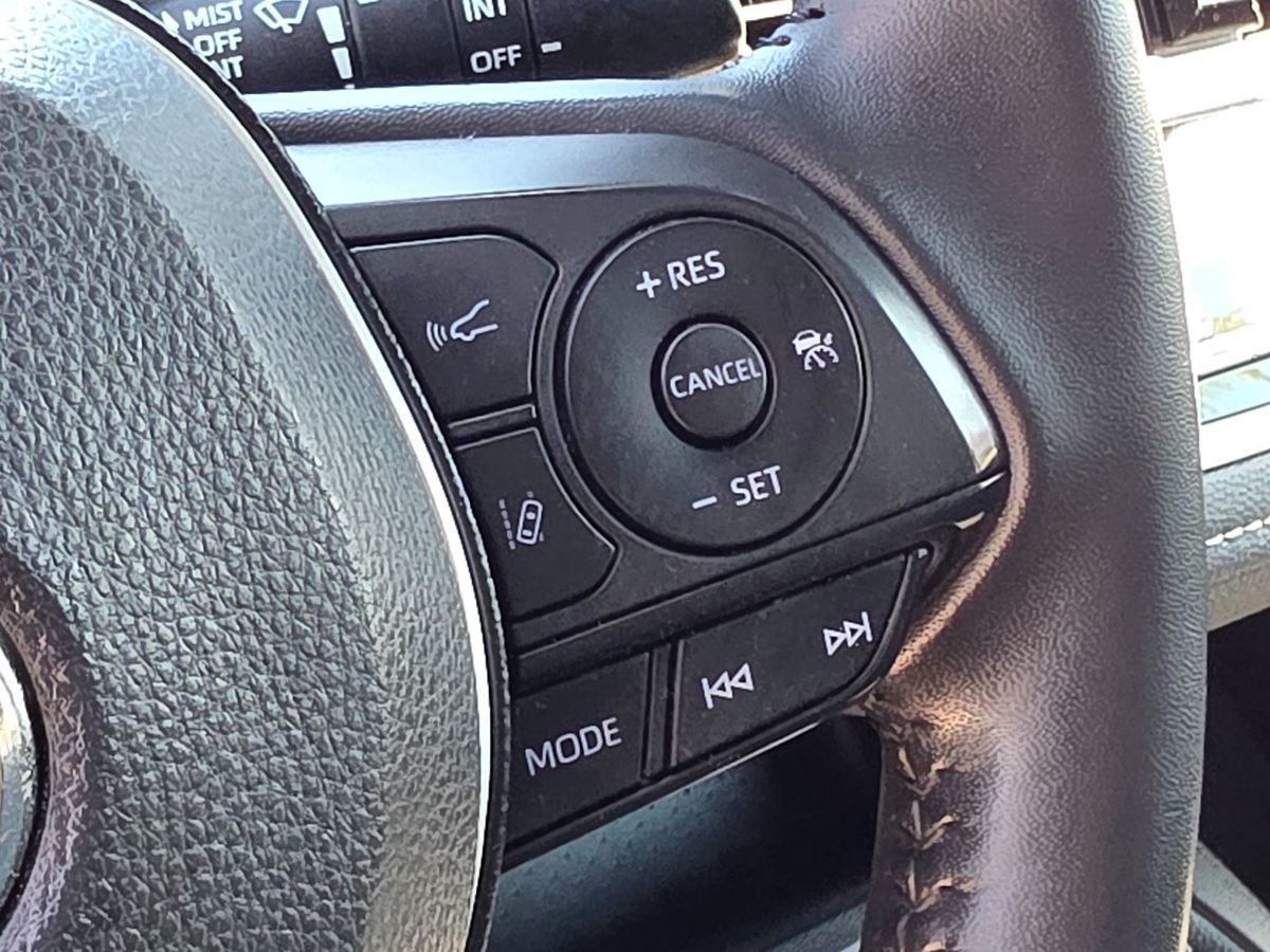 2019 Toyota Corolla SE photo 39