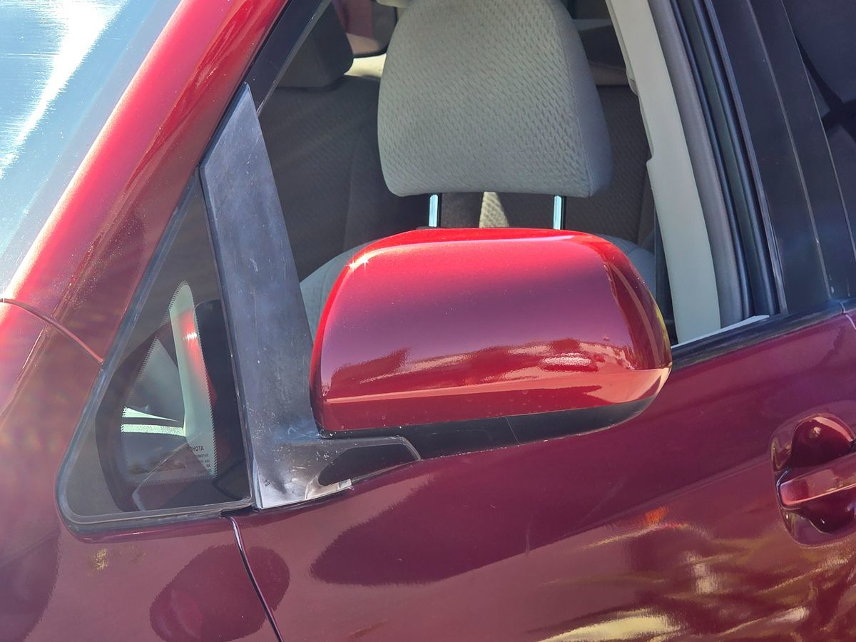 2012 Toyota Sienna LE photo 9