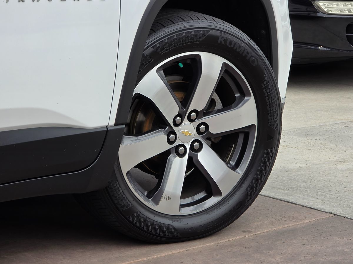 2019 Chevrolet Traverse Leather photo 13