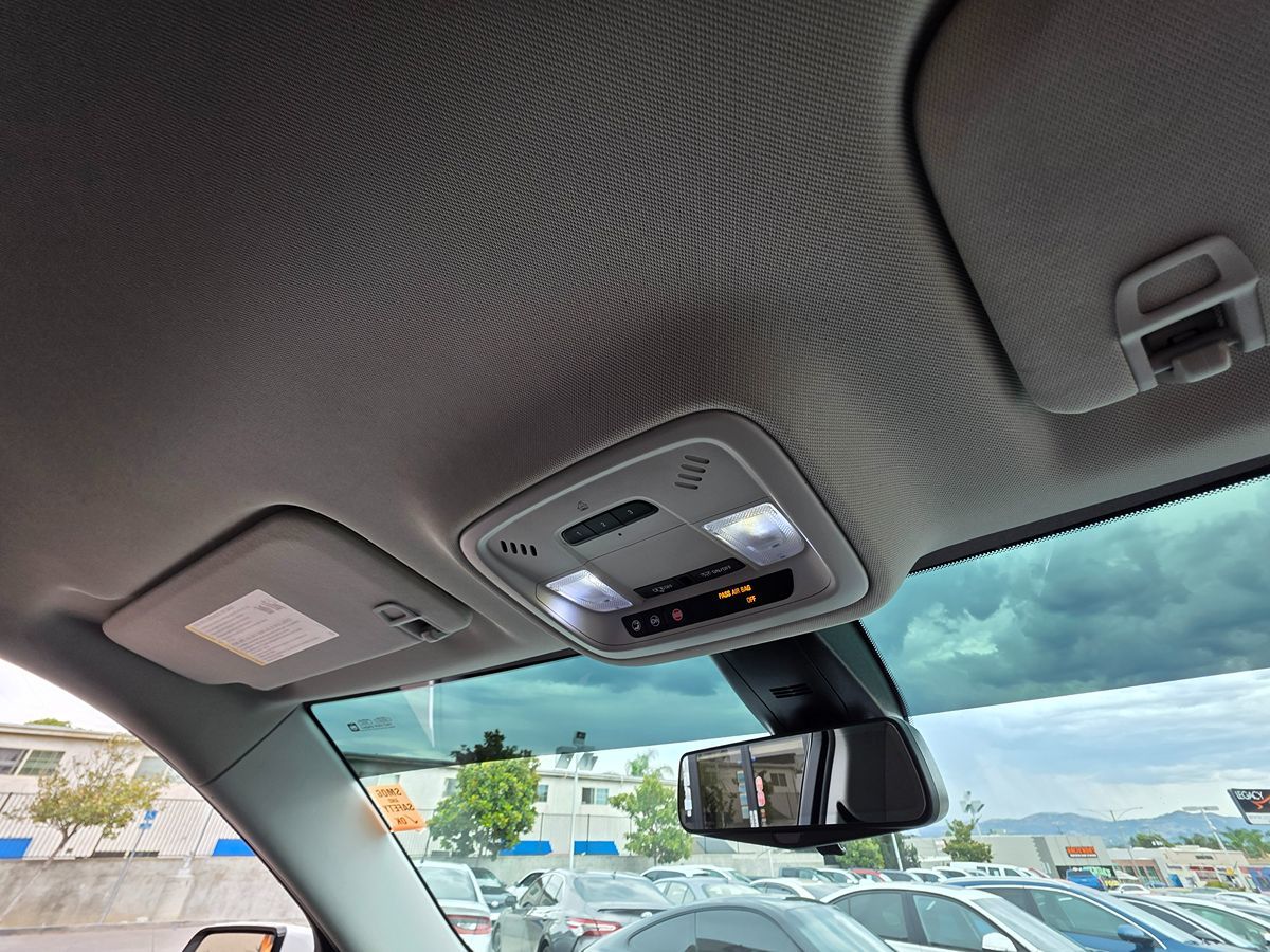 2019 Chevrolet Traverse Leather photo 18