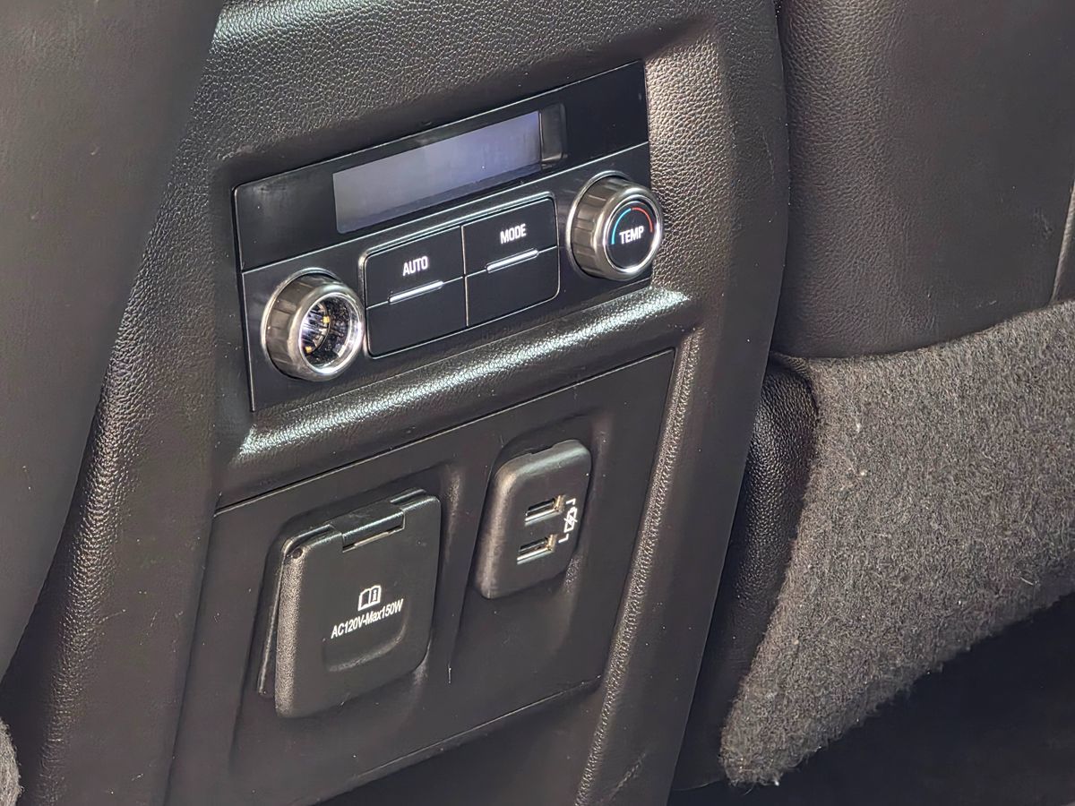 2019 Chevrolet Traverse Leather photo 29