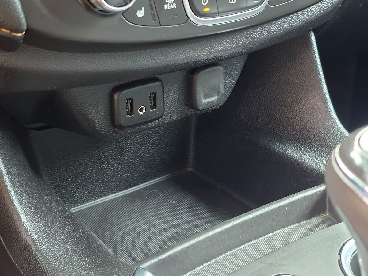 2019 Chevrolet Traverse Leather photo 42