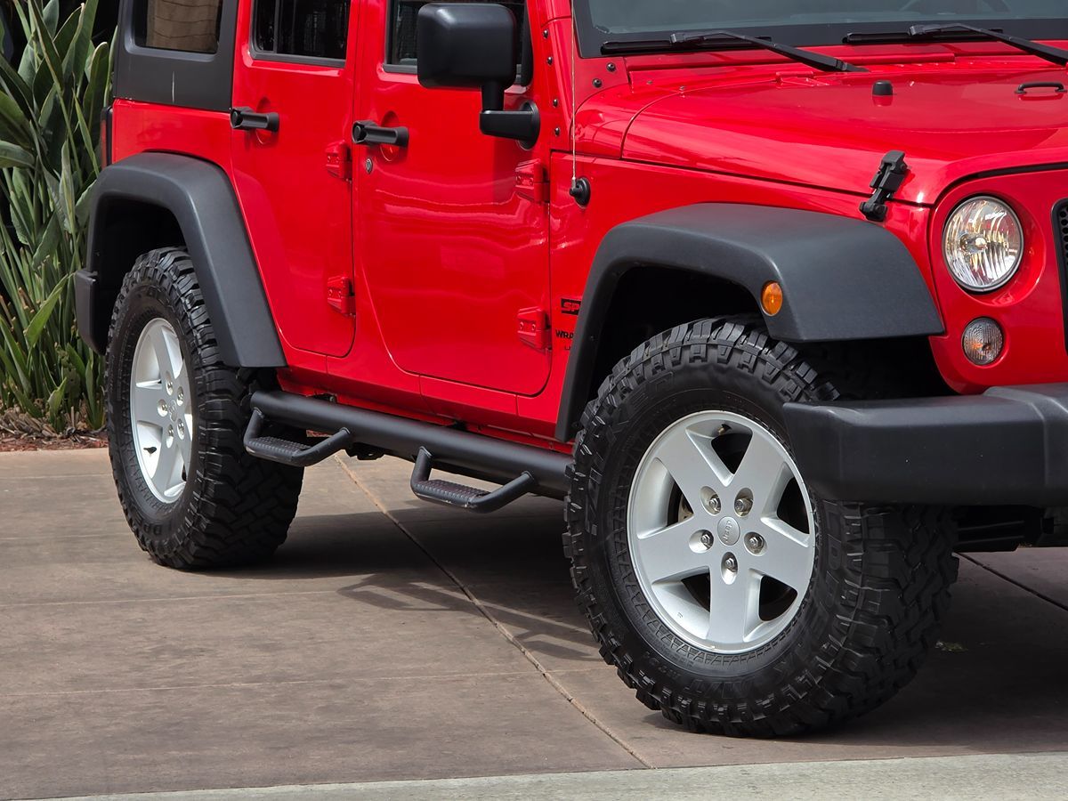 2018 Jeep Wrangler Unlimited Sport S photo 4