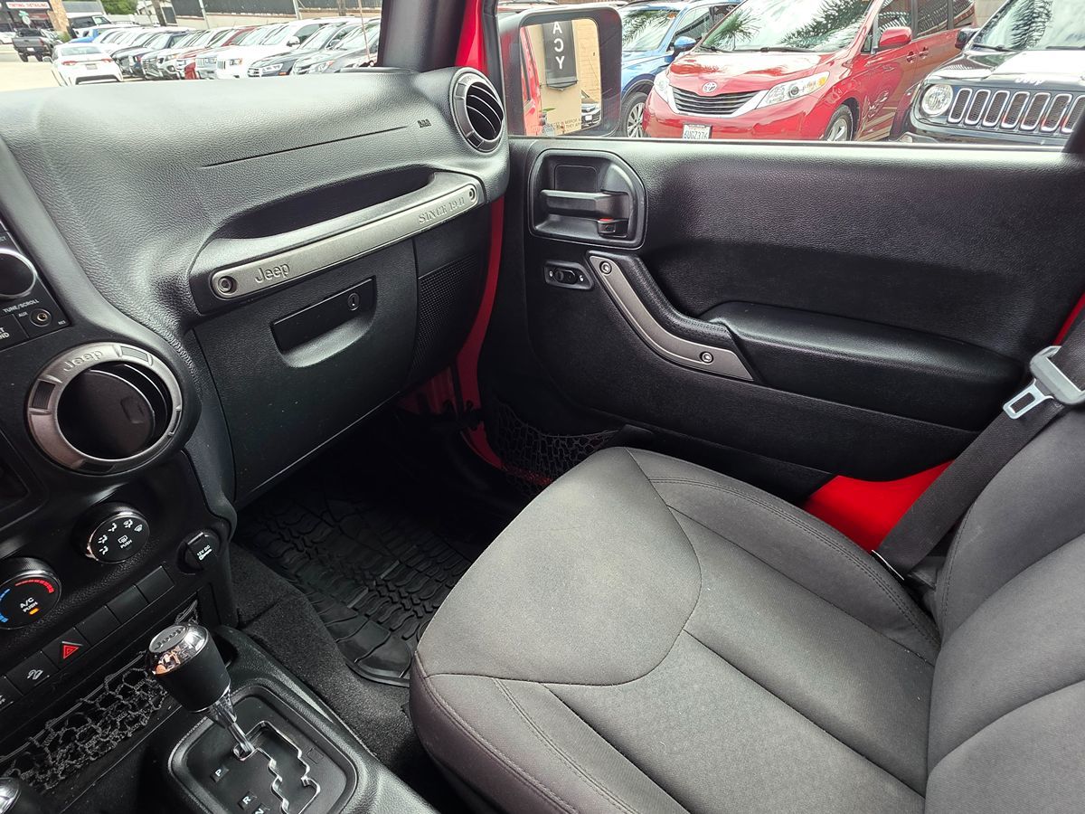 2018 Jeep Wrangler Unlimited Sport S photo 44