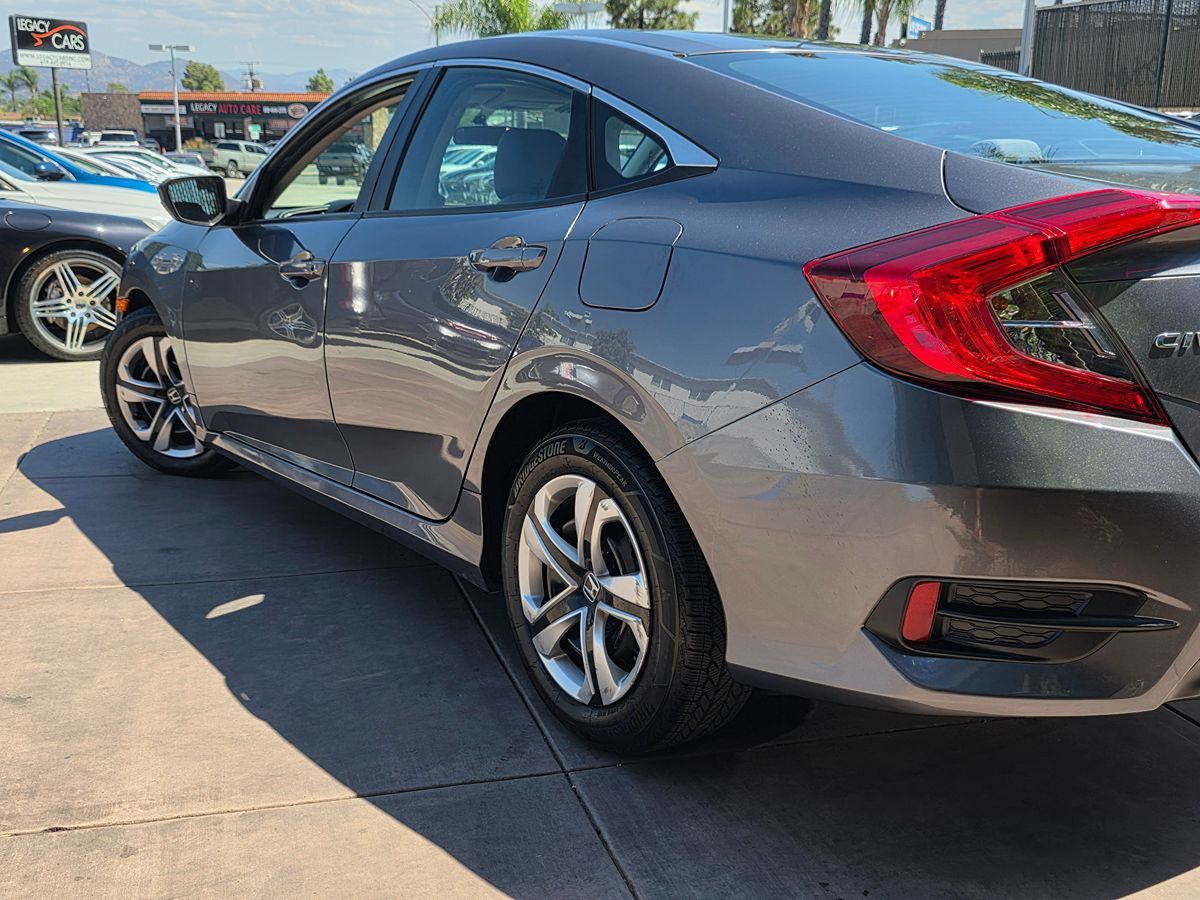 2017 Honda Civic LX photo 6