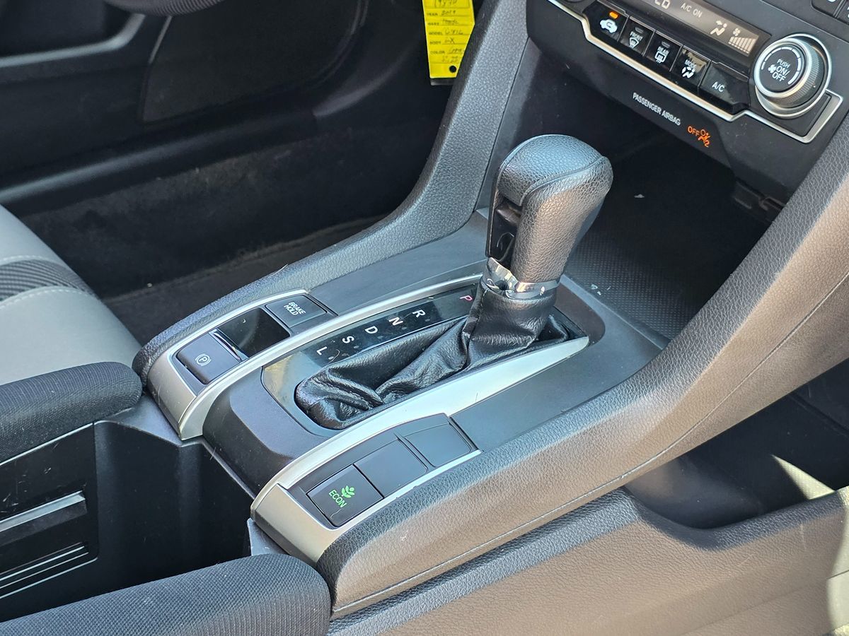 2017 Honda Civic LX photo 12