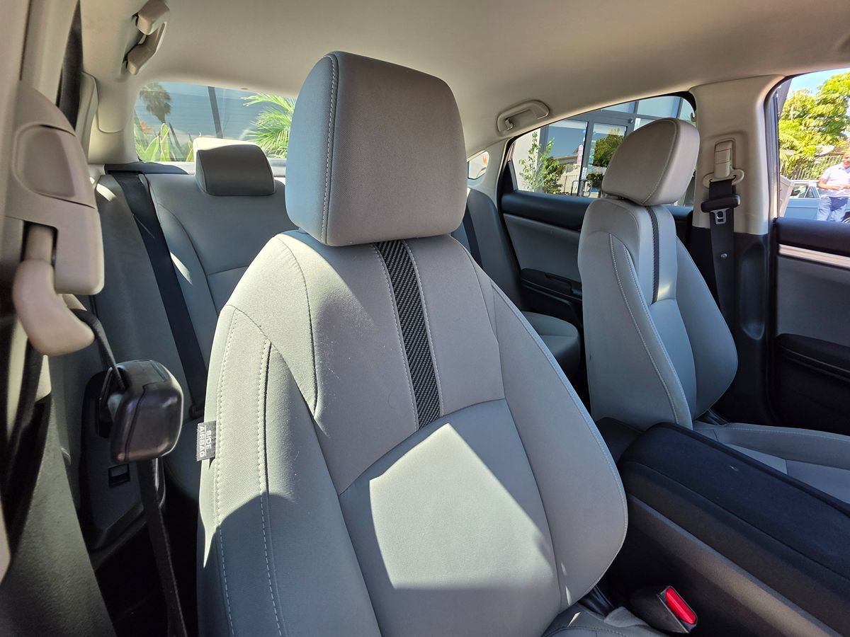 2017 Honda Civic LX photo 14