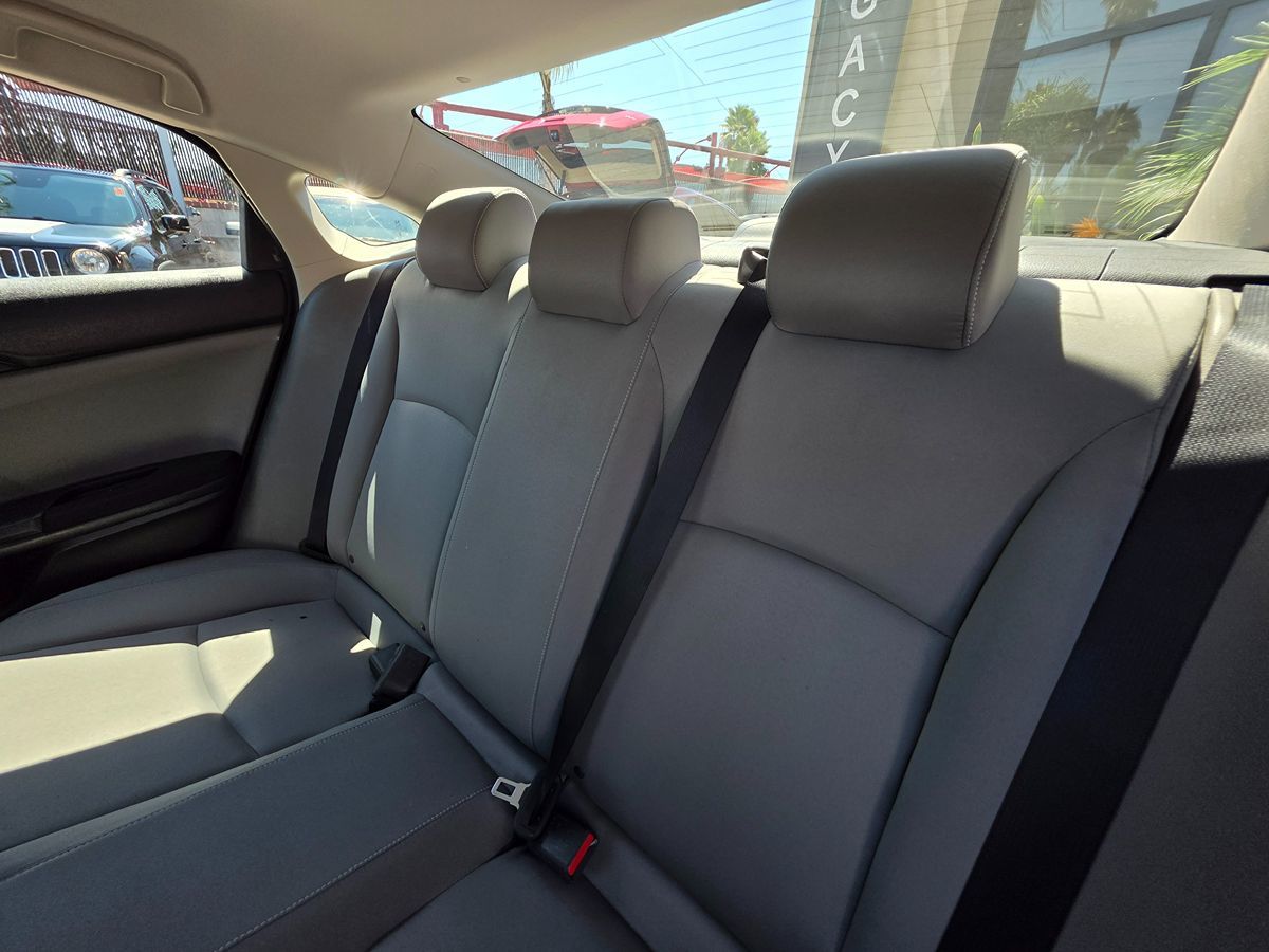 2017 Honda Civic LX photo 21