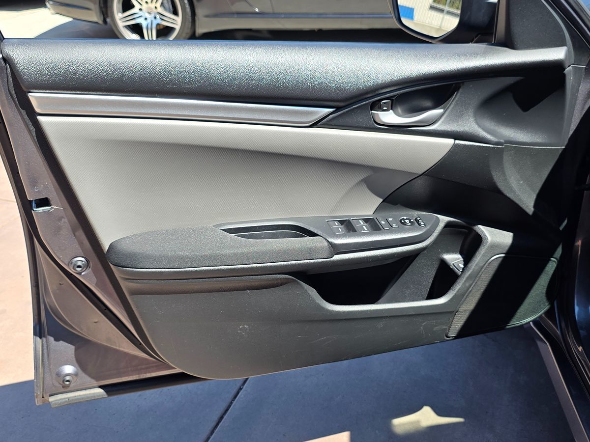 2017 Honda Civic LX photo 24