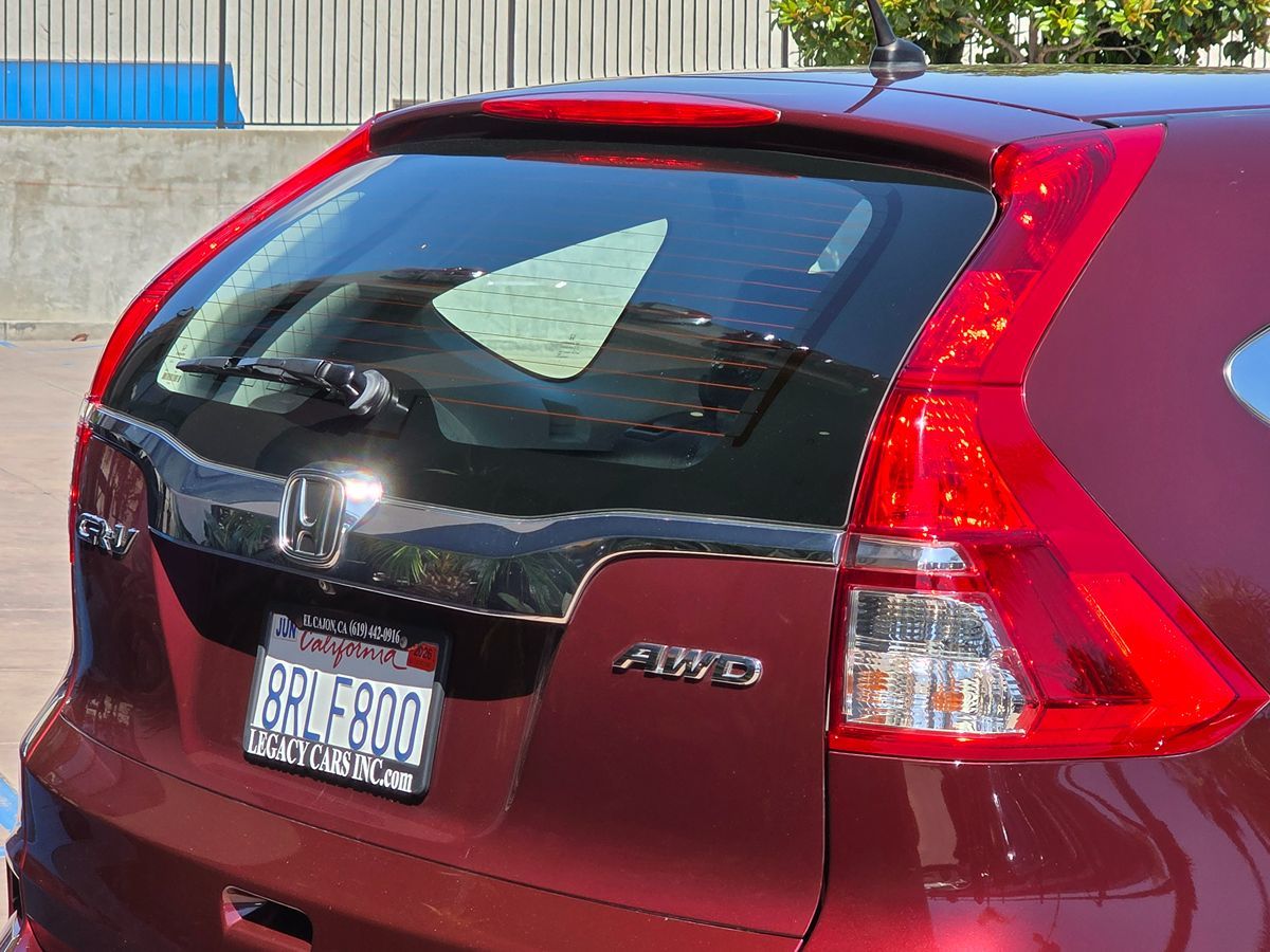 2015 Honda CR-V LX photo 12