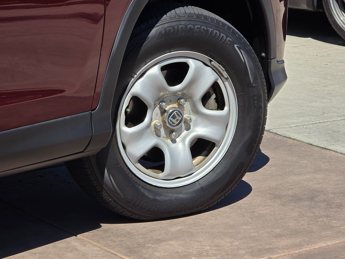 2015 Honda CR-V LX photo 14