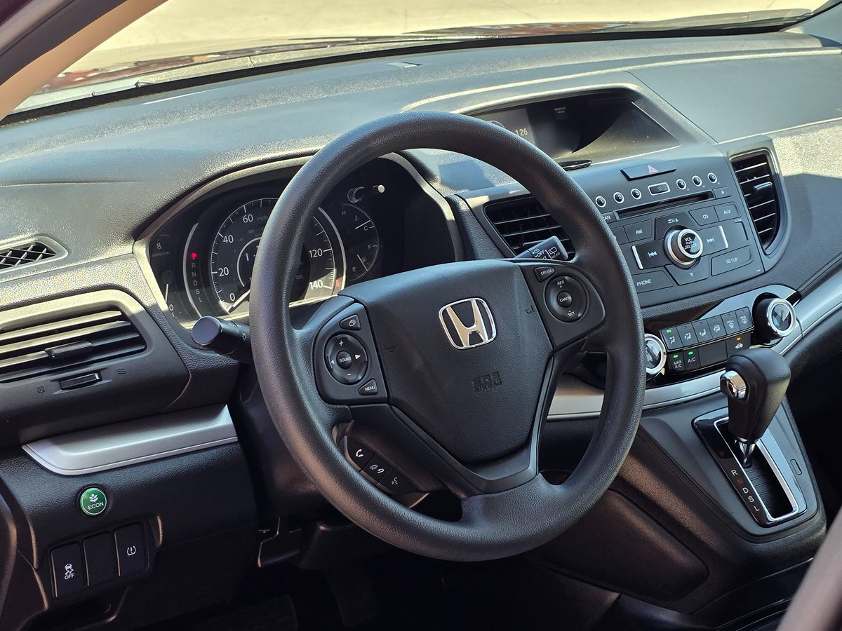 2015 Honda CR-V LX photo 23