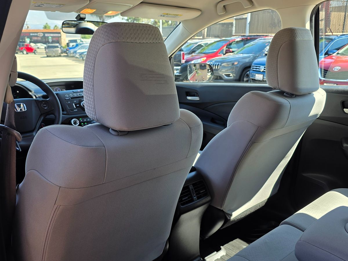 2015 Honda CR-V LX photo 28