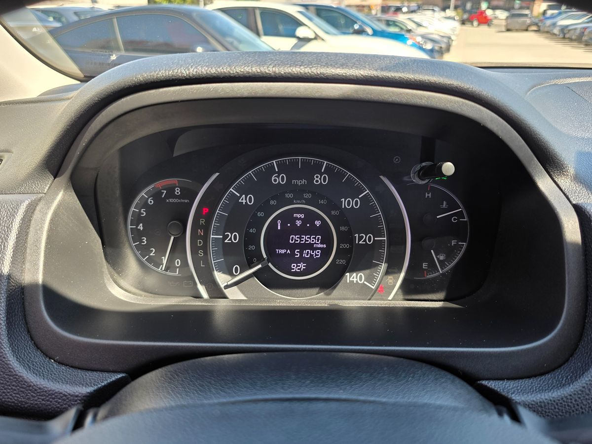 2015 Honda CR-V LX photo 32