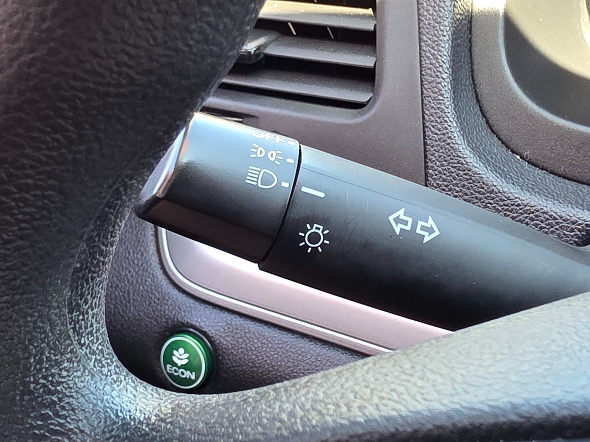 2015 Honda CR-V LX photo 43
