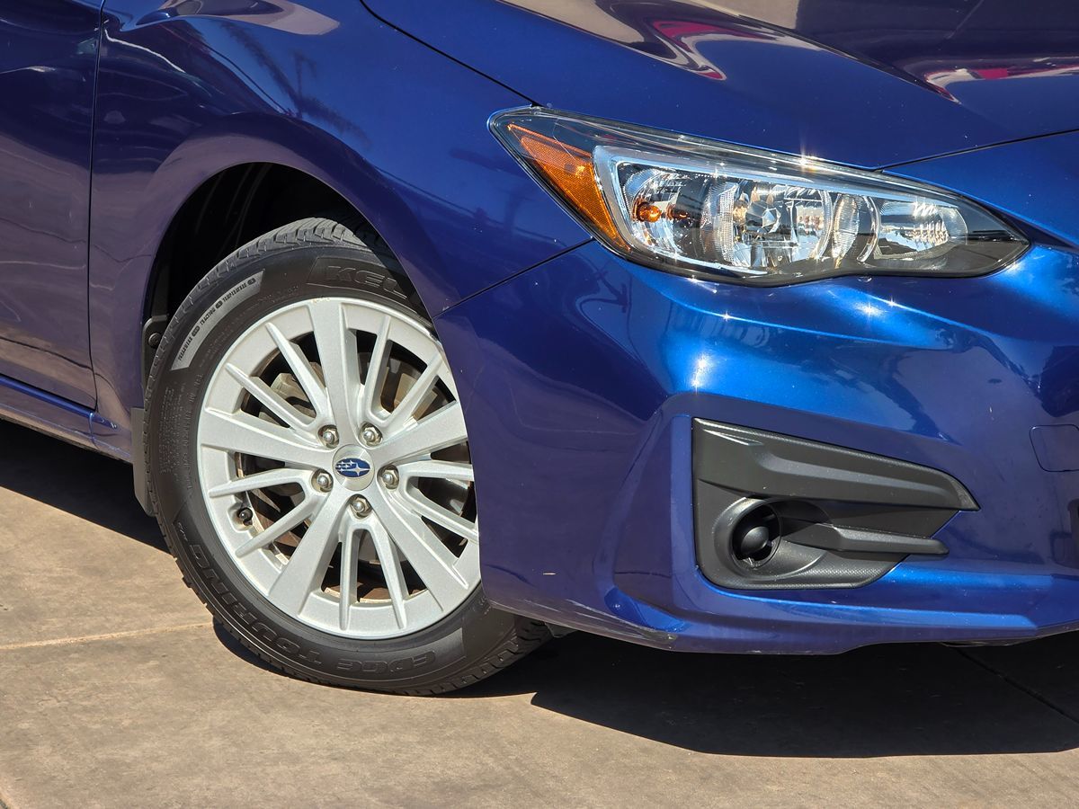 2017 Subaru Impreza Premium photo 4