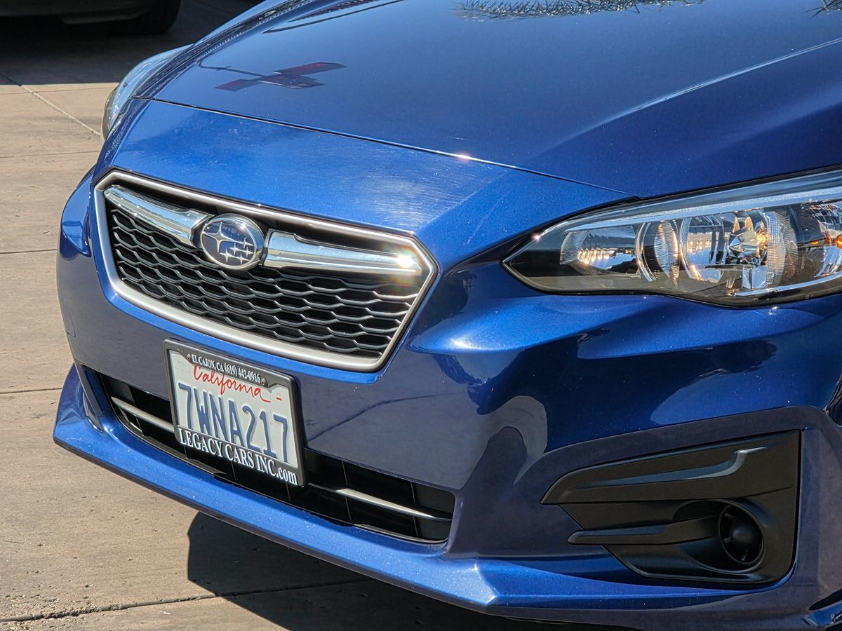 2017 Subaru Impreza Premium photo 8