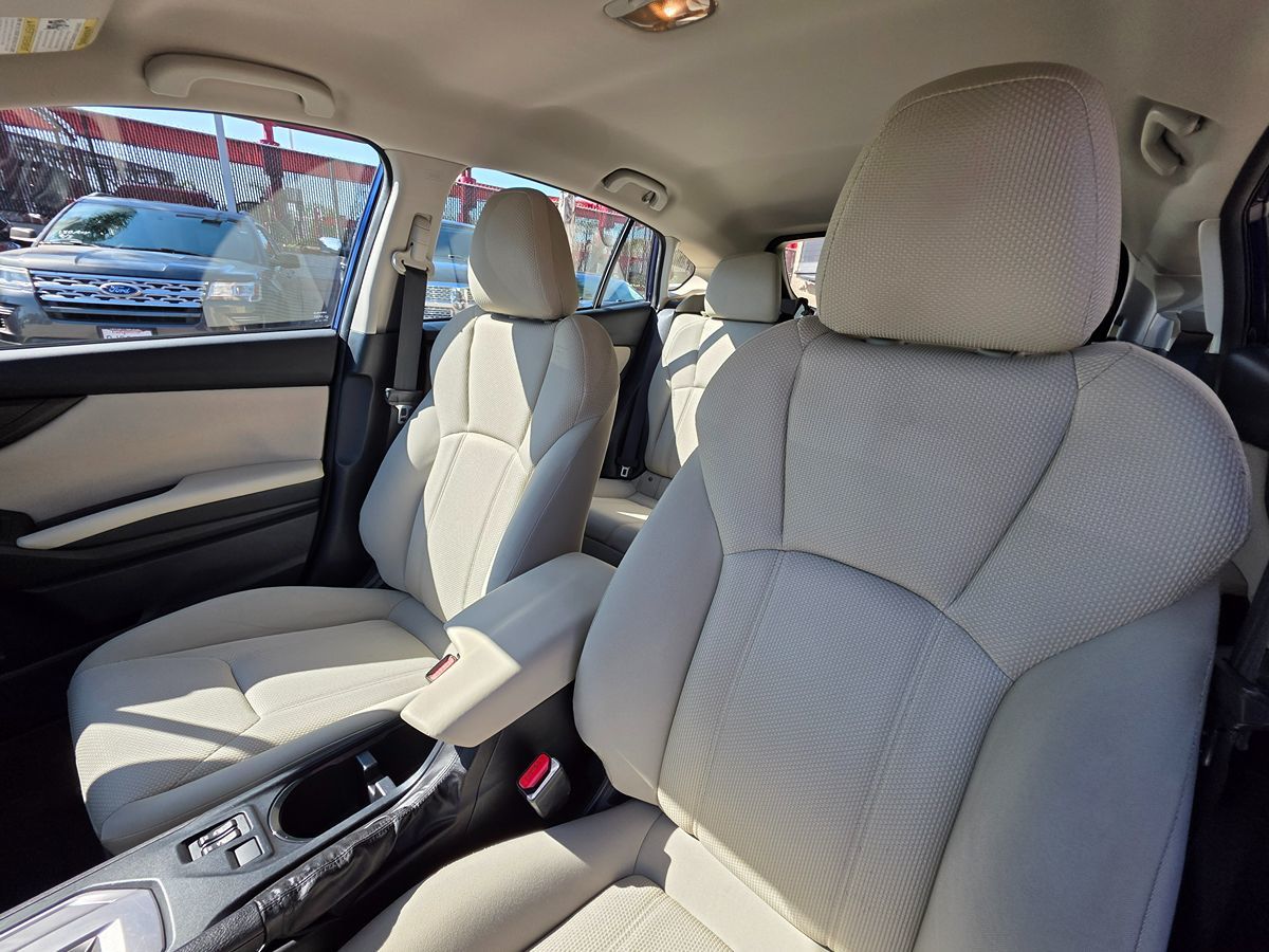 2017 Subaru Impreza Premium photo 26