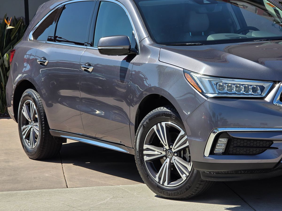 2018 Acura MDX SH-AWD photo 3