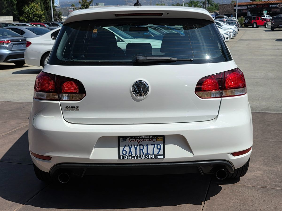2013 Volkswagen Golf GTI Wolfsburg Edition photo 9