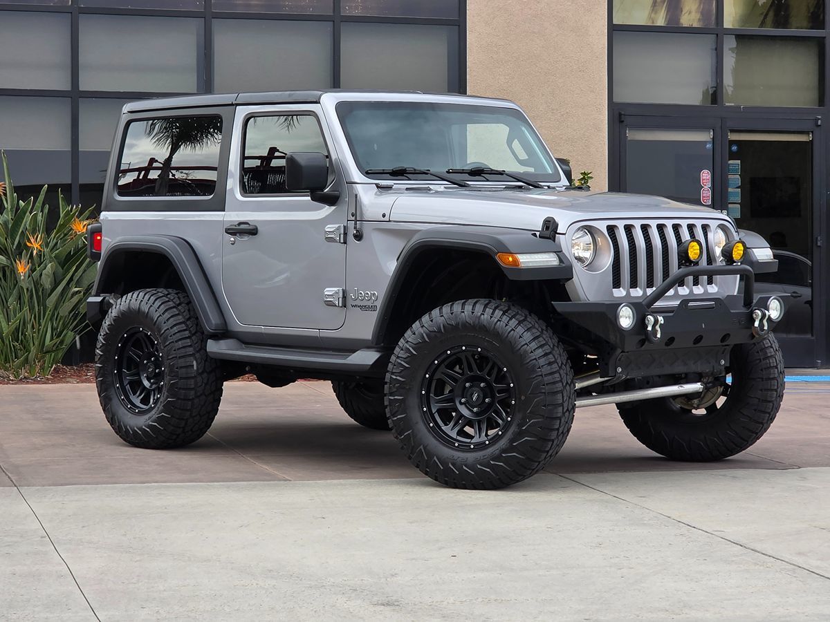 2019 Jeep Wrangler Sport S photo 2