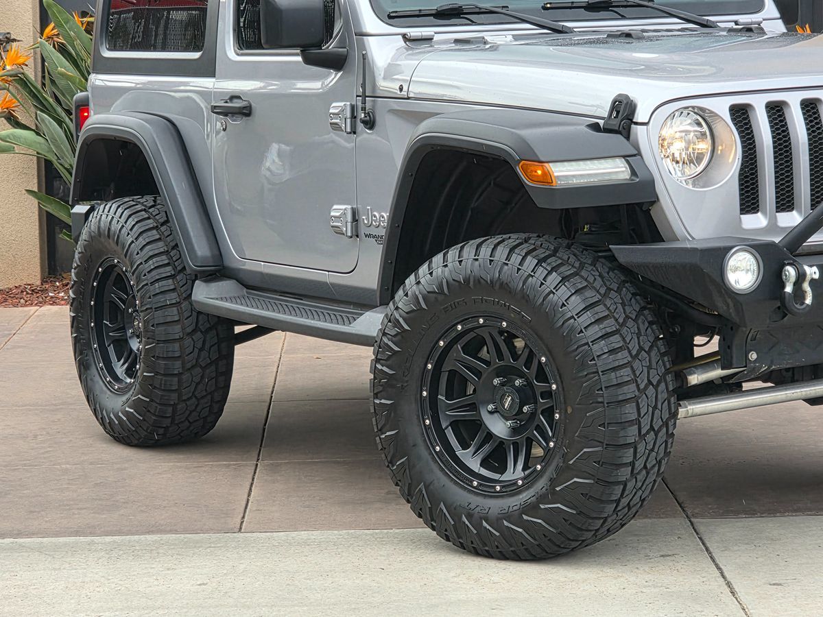 2019 Jeep Wrangler Sport S photo 3