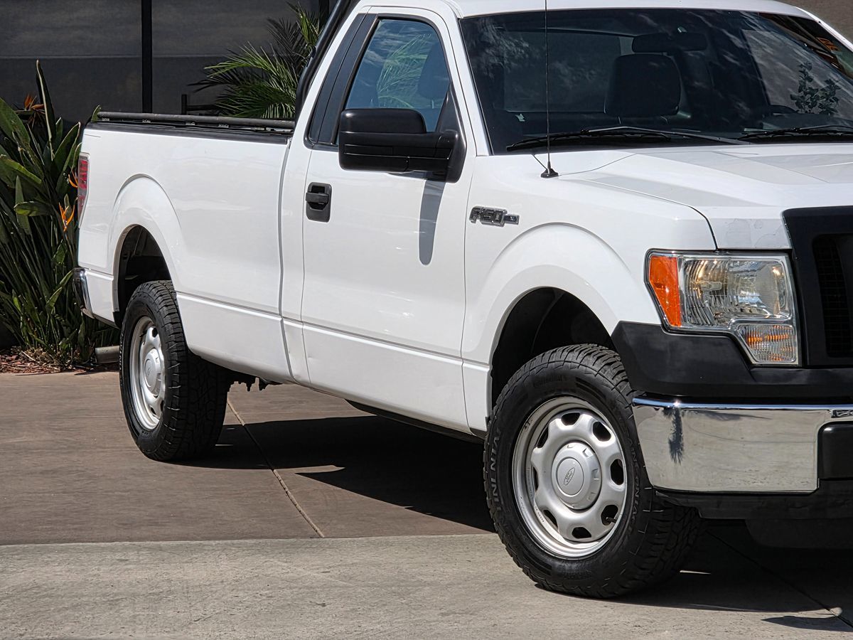 2011 Ford F-150 XL photo 3