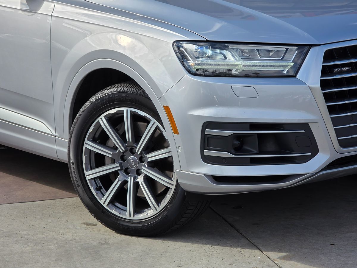 2019 Audi Q7 Prestige photo 4