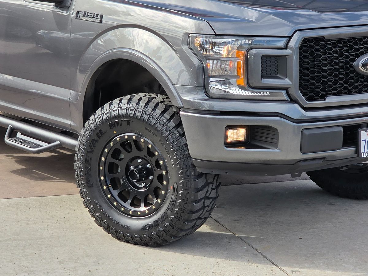 2020 Ford F-150 XLT photo 4