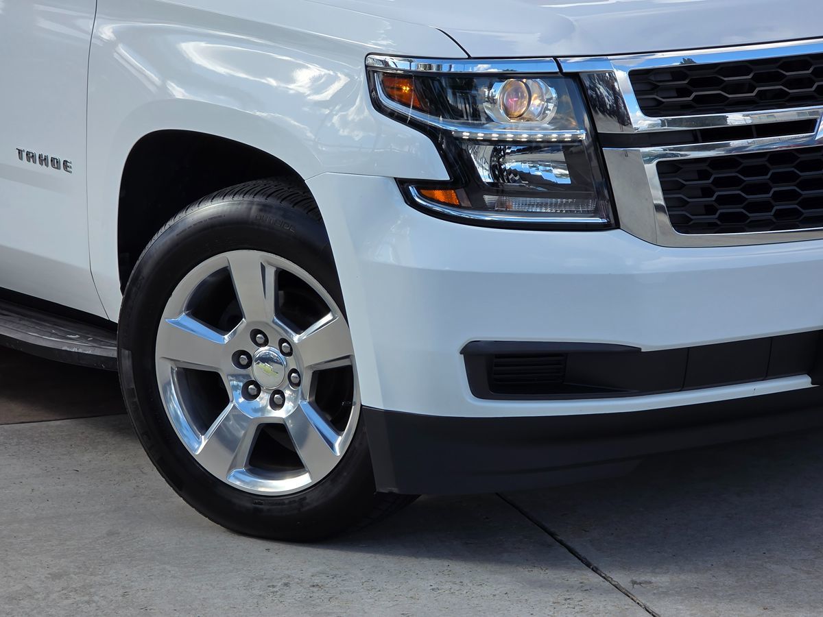 2015 Chevrolet Tahoe LT photo 4