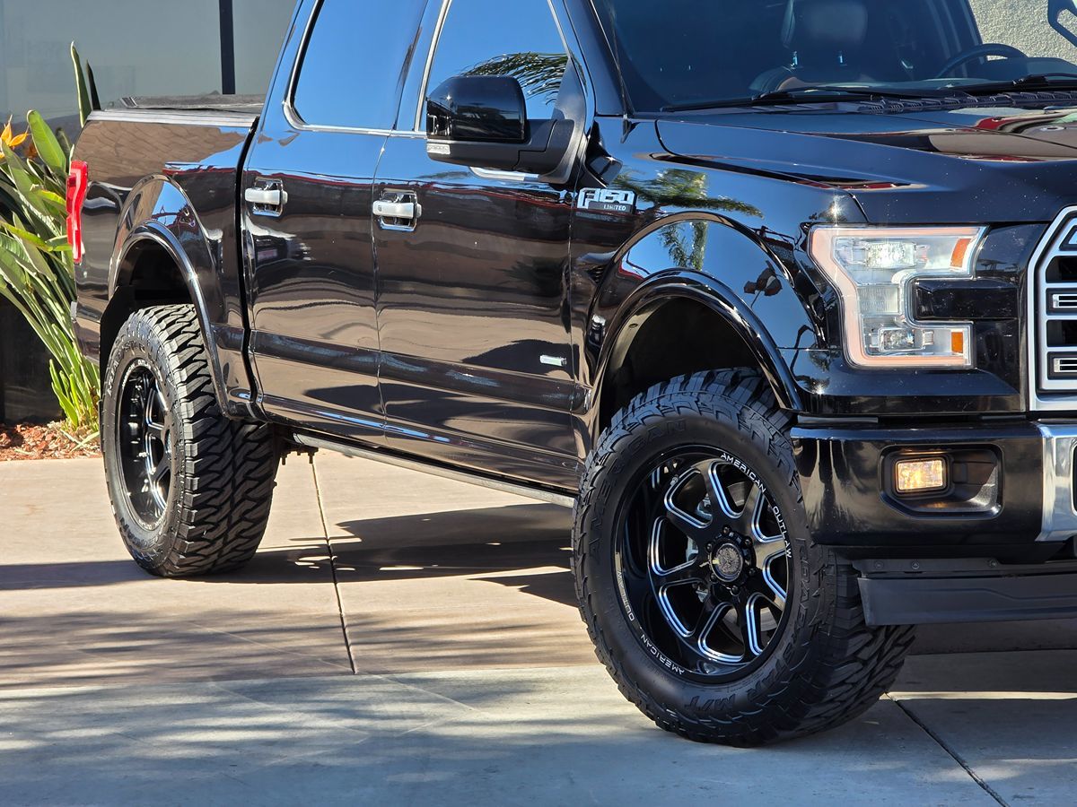 2017 Ford F-150 Limited photo 4