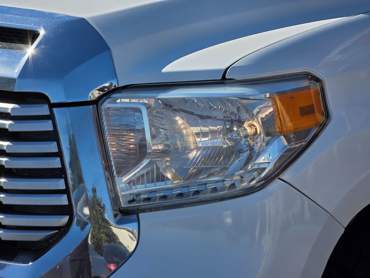 2016 Toyota Tundra Limited - Photo 8