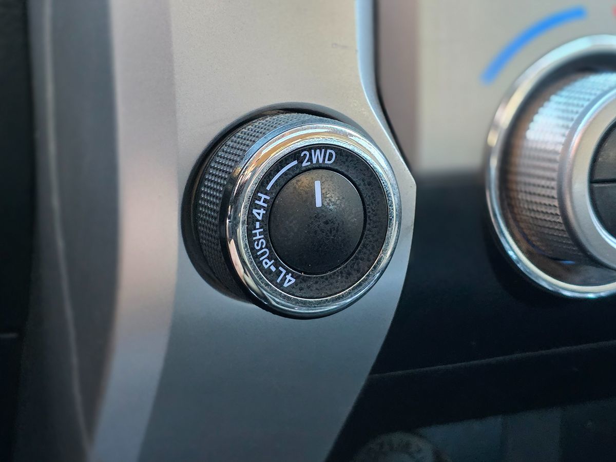 2016 Toyota Tundra Limited - Photo 37