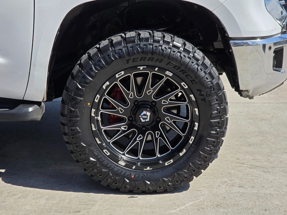 2016 Toyota Tundra Limited - Photo 13