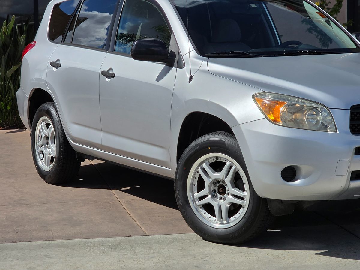 2006 Toyota RAV4 Base - Photo 4