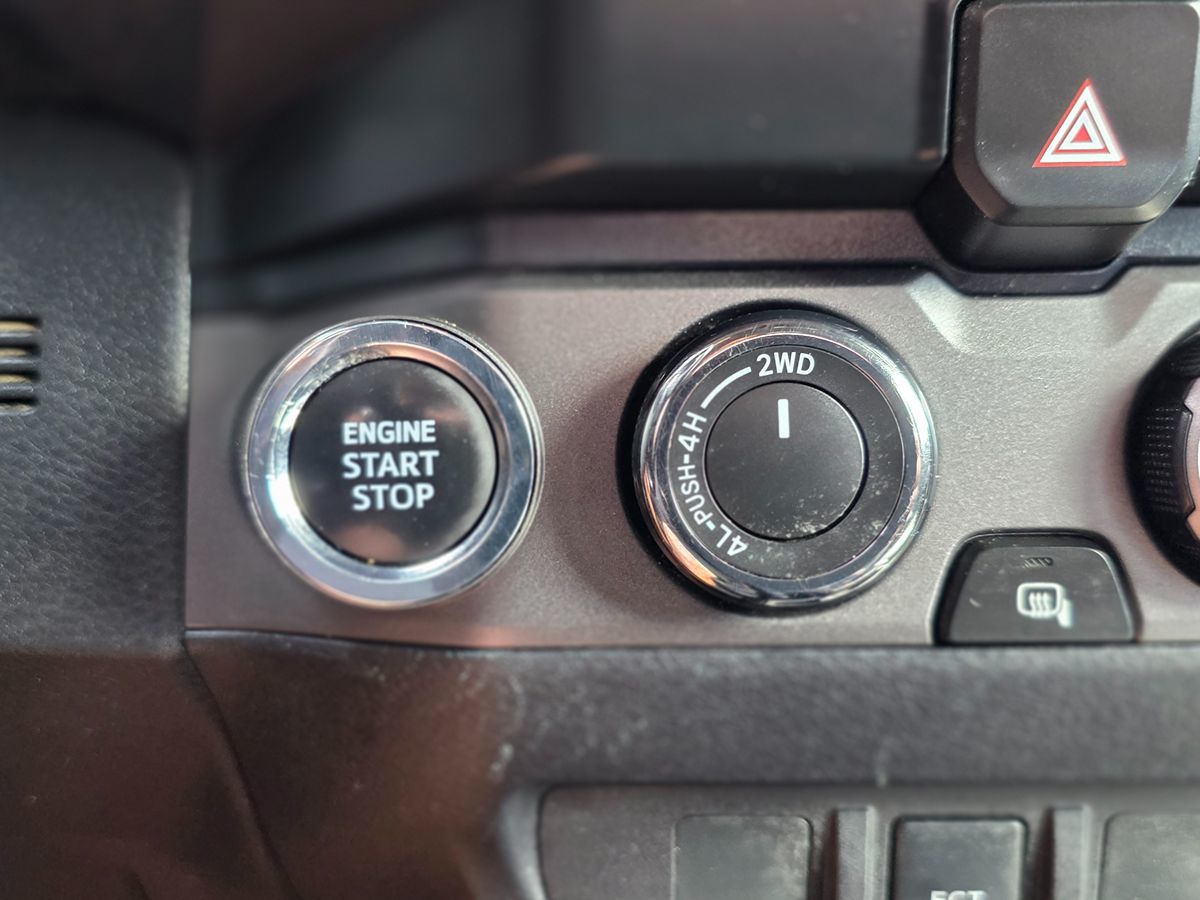 2023 Toyota Tacoma TRD Sport - Photo 37