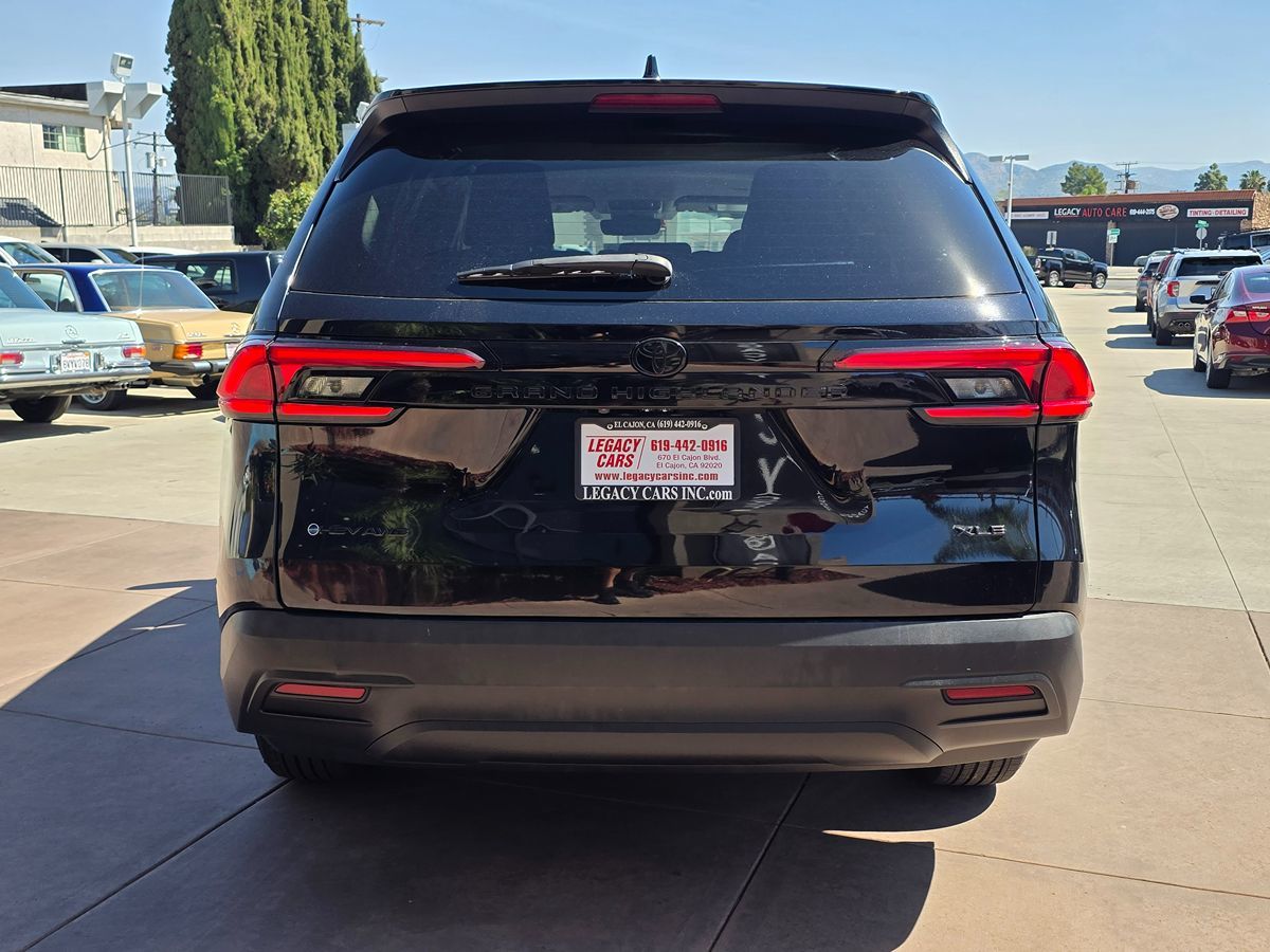 2024 Toyota Grand Highlander XLE - Photo 11