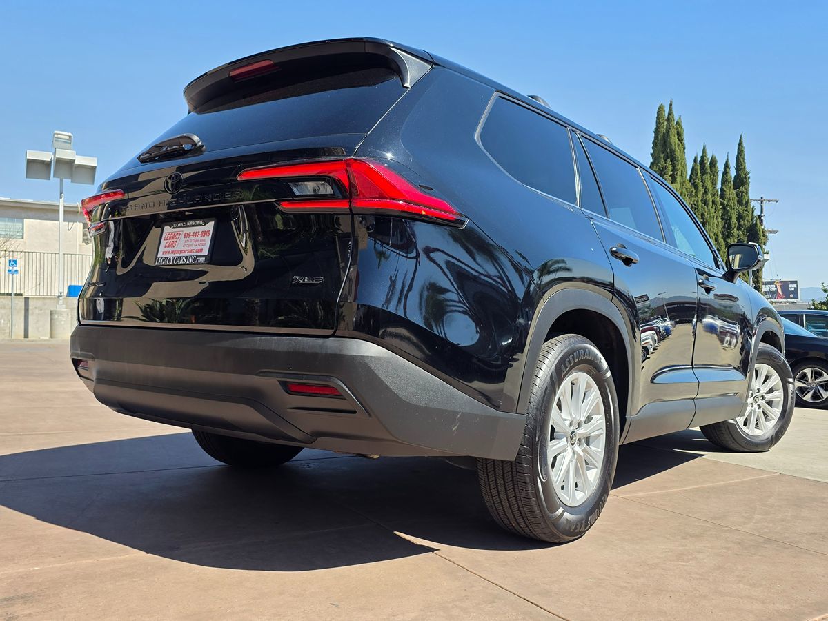 2024 Toyota Grand Highlander XLE - Photo 12