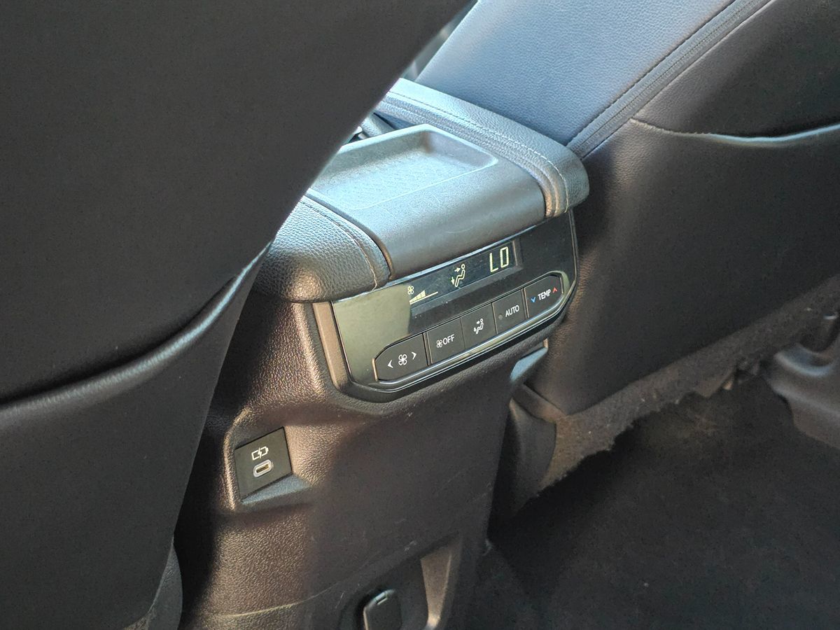 2024 Toyota Grand Highlander XLE - Photo 28