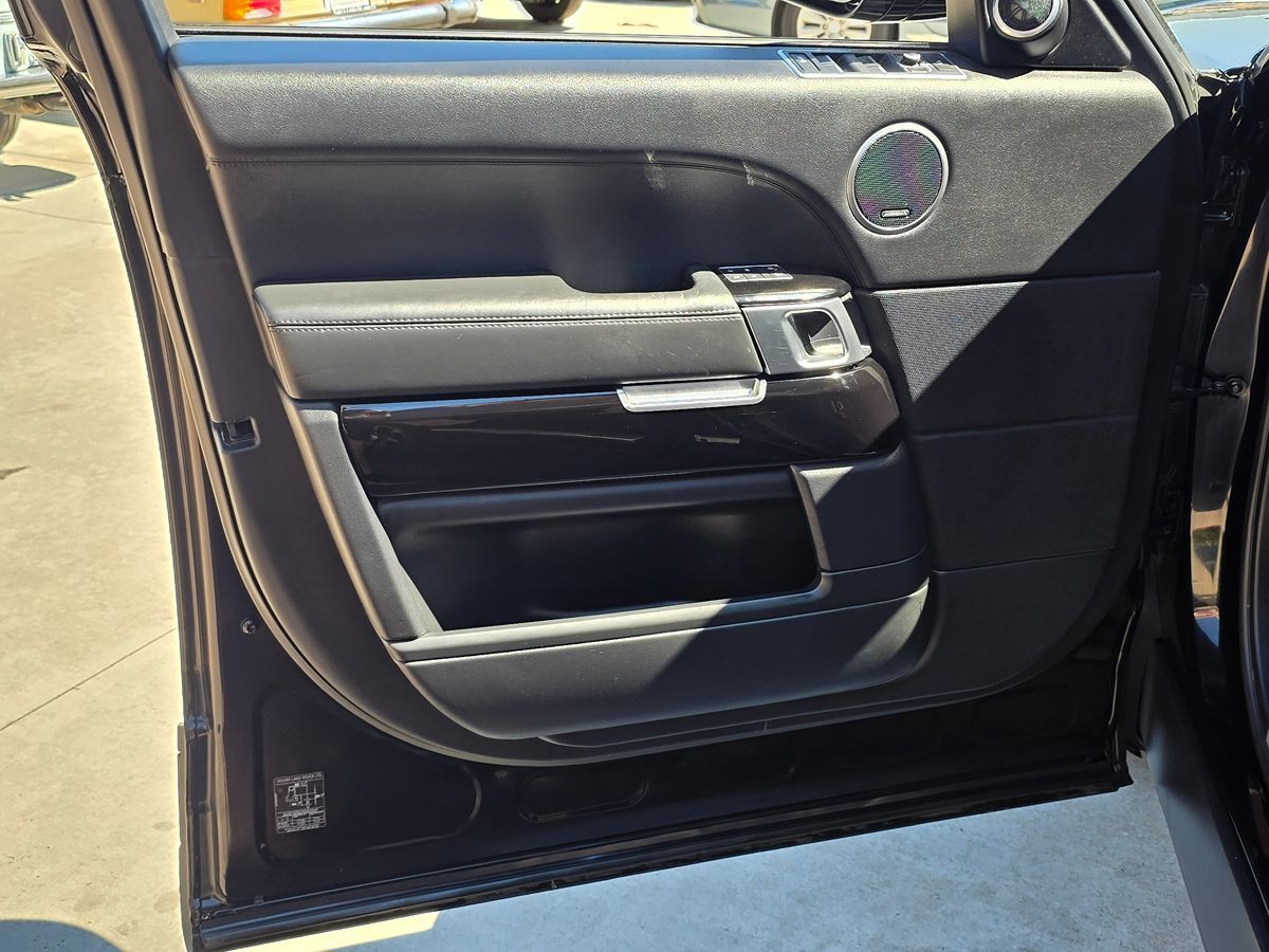 2017 Land Rover Range Rover HSE - Photo 29